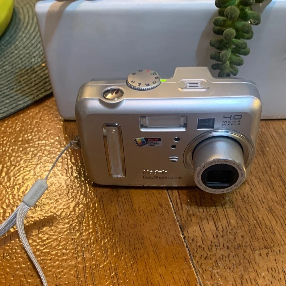 Kodak sleek digital